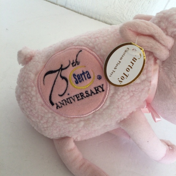 SERTA PLUSH STUFFED SHEEP 75TH ANNIVERSARY BREAST CANCER NWT - Picture 6 of 12